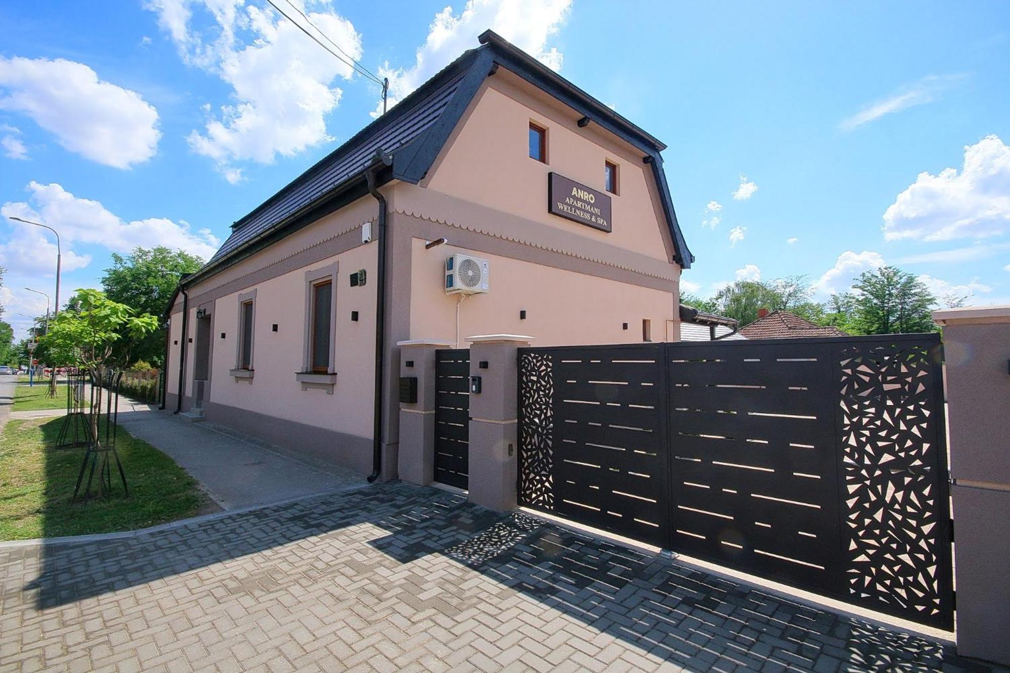 Anro Apartment Palić Exterior foto