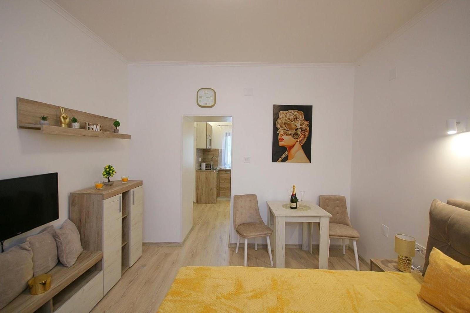 Anro Apartment Palić Exterior foto